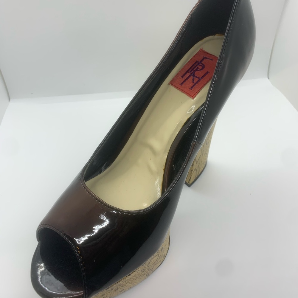 🎉70s Party maybe? 😁